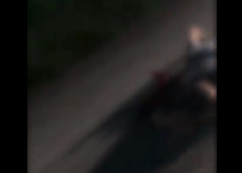 Cenas fortes: Pipocado de tiros, homem é encontrado agonizando por trabalhadores do Distrito Industrial