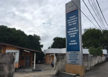 Neto que batia na avó em Manaus é preso