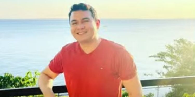 Fisioterapeuta de 37 anos que tinha relacionamento com menino de 13 anos é preso em Manaus