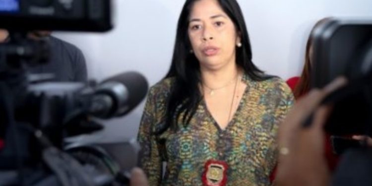 Pai preso em Manaus obrigava filho de 9 anos a abusar de menina de 11