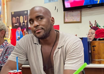 Youtuber Raiam Santos diz que homens manauaras são feios e leva resposta: ‘Tu é bem fresco, né’