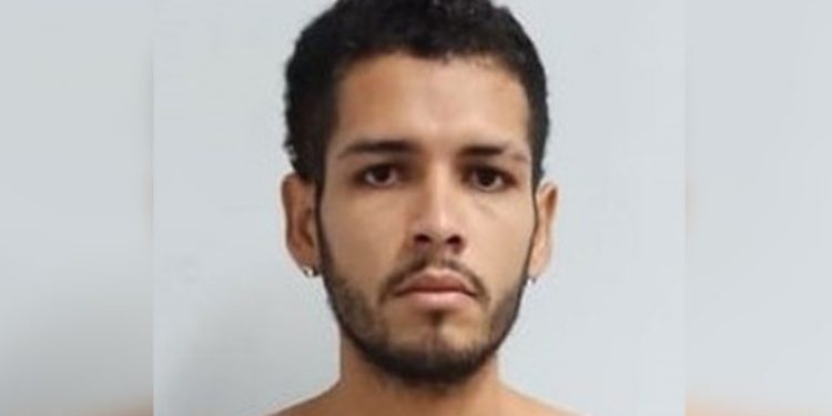 Motorista de APP em Manaus é assaltado por três dentro do carro