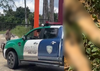 Vídeo: Com muitas ‘ripadas’ nas costas, homem é encontrado morto atrás de forró no Tarumã