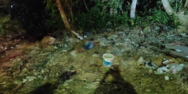 Jovem é retirado de carro preto e executado em estradão na Cidade Nova