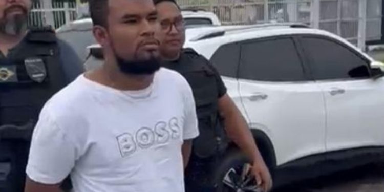 Homem invade casa da ex em Manaus e mira arma na cabeça dela para reatar relação