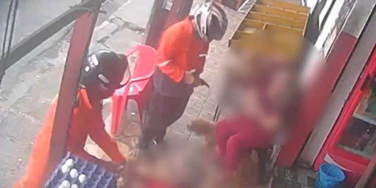 Vídeo: sob a mira de uma arma, mulher assaltada grita por Deus e pelo filho em Manaus