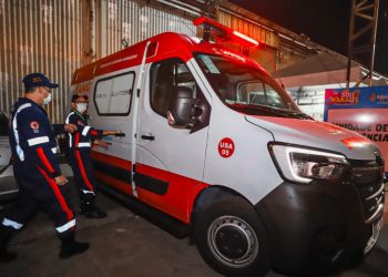 Jovem de 12 anos morre afogada em Manaus ao sair escondida da mãe para nadar