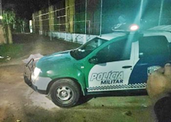 Cena forte: Jovem é torturado e assassinado com vários tiros na cabeça perto de campo no Tarumã