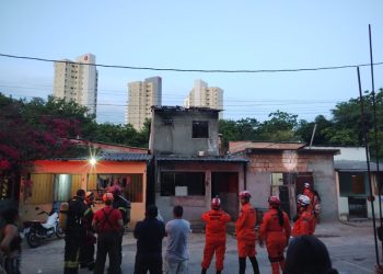 Princípio de incêndio no Novo Aleixo é filmado. Veja!