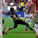 Jair do Vasco é expulso com menos de cinco minutos de jogo