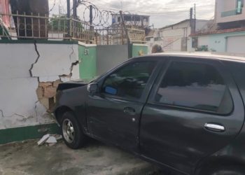 Betânia vê cena de vídeo game após homem assaltar em carro e morrer após bater o veículo