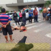 Vídeo: Trio tenta assalto, colide com poste e ainda é ‘moído’ pela população na Zona Leste de Manaus