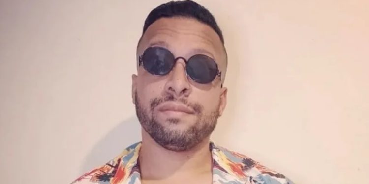 Cantor sertanejo que estava desaparecido é encontrado morto em terreno baldio