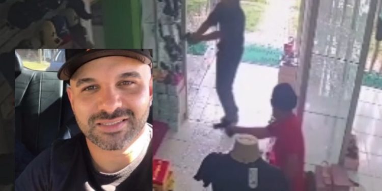 Vídeo mostra vendedor de celular sendo executado na frente do filho dentro da loja
