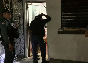 Mulher é morta com mais de trinta tiros que lhe quebrou até os dentes