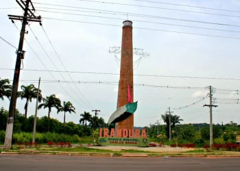 Homem que trocou tiros com a polícia em Iranduba morre