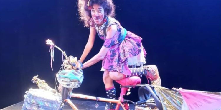 Polícia encontra bicicleta de artista que sumiu em Presidente Figueiredo