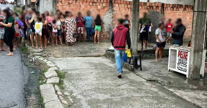 Veja: Finalizando o expediente, peixeiro é executado a tiros em banca na Zona Norte de Manaus