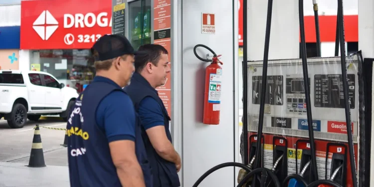 Procon Manaus divulga qual o posto de Manaus com gasolina mais barata