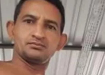 Mototaxista é encontrado morto com vários tiros perto de balneário em Rio Preto da Eva