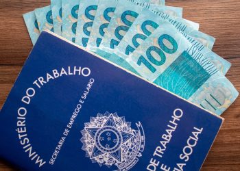 Salário mínimo de R$ 1.412 entra em vigor nesta segunda-feira