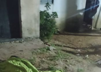 Cerca de 10 criminosos invadem casa, roubam, e assassinam homem na Zona Oeste de Manaus