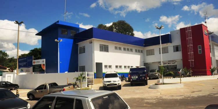 Passados 20 anos de crime, homem é preso em Manaus por estupr0 de criança