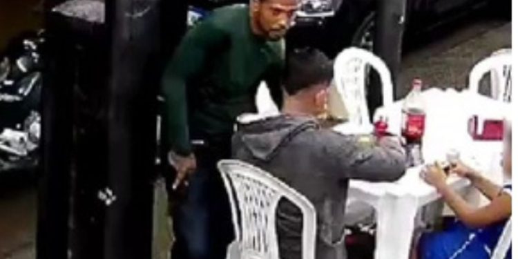 Sem medo de punição, ladrão rouba com ‘a cara limpa’ no Parque das Nações