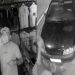 Bandidão esconde cara com máscara de covid e boné para assaltar no Alvorada