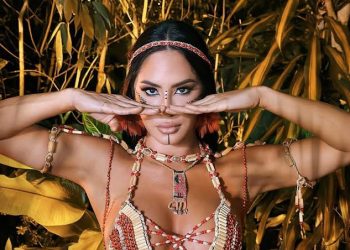 Folha de São Paulo associa interesse da Globo com Festival de Parintins ao “sucesso” de Isabelle Nogueira