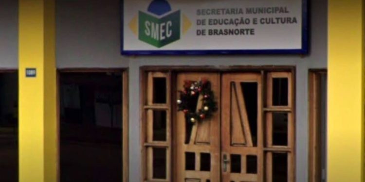 Sex Education? Vaza vídeo de casal de servidores de secretaria de educação mac3t@ando