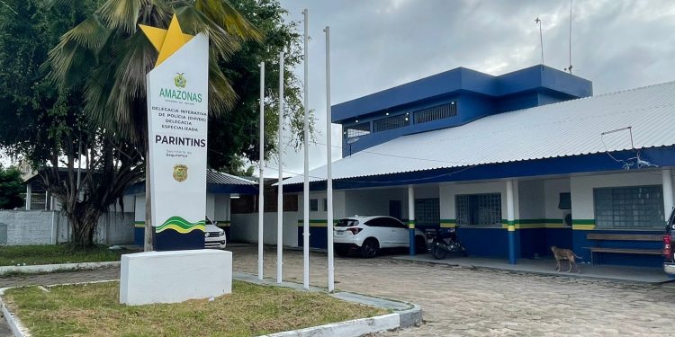 Polícia prende pai em Parintins que abus0u da f1lha desde os 8 anos e ela passou a se machucar