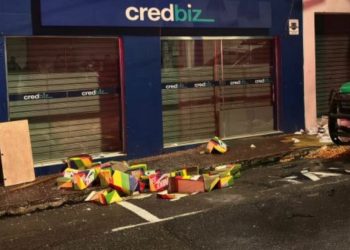 Querendo ficar no estilo, ladrões roubam loja de sapatos no centro mas fogem sem nada