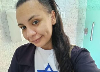 Mistério: Em Manaus, mulher entra em carro, pede para a mãe cuidar do filho dela e desaparece