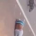 Vídeo: idoso tem perna destruída após moto acertar a bicicleta dele na estrada