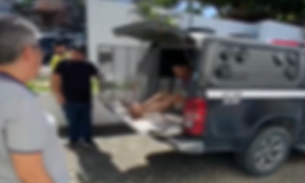 Vídeo: Em Manaus, homem é preso após mais de 60 BOs e R$ 2 mil de prejuízo em drogaria