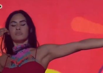 Vídeo: Isabelle dança toada no BBB e deixa colegas de boca aberta