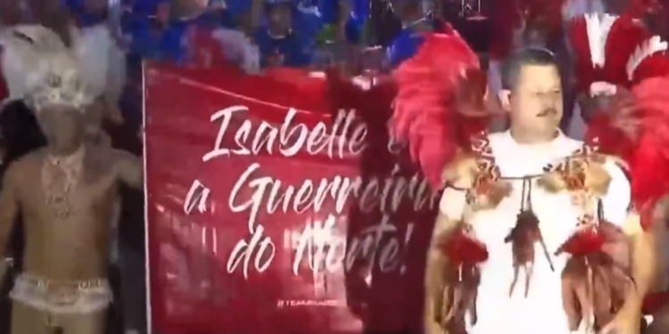 Vídeo: Isabelle Nogueira é homenageada no Carnaboi e leva torcidas à loucura