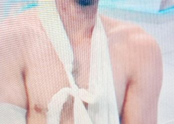 Baleado, homem se joga de barranco para não ser executado em Manacapuru