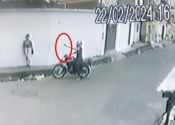 Vídeo mostra mulher escapando de tiro após se negar a entregar o celular em Manaus; veja