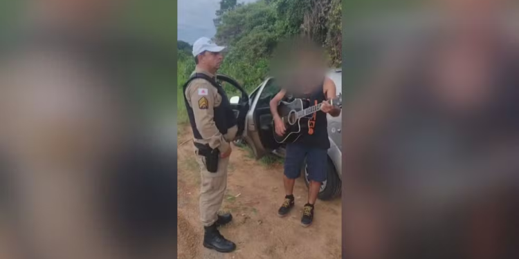 Vídeo: Bêbado ao volante, homem pede para cantar ‘Dormi na Praça’ para policial antes de ser preso