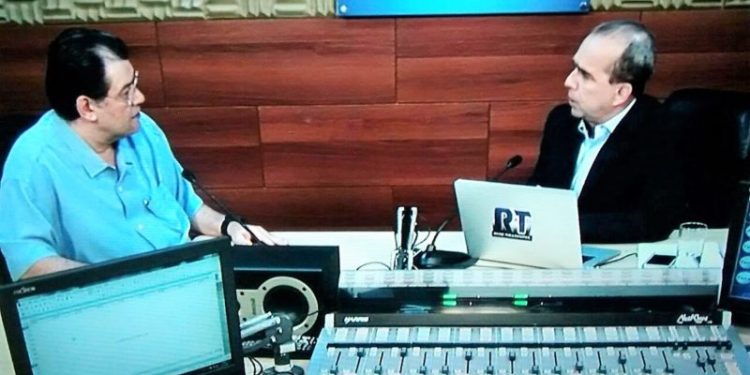 Ronaldo Tiradentes chama Eduardo Braga para confronto no ringue: ‘Vou dar uma bicuda na bunda dele’