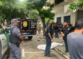 ‘Ticado’ até a morte no Centro de Manaus teria brigado com o suspeito por causa da conta do bar