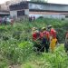 Vídeo: Moradores passam por ponte e encontram cadáver em igarapé de Manaus