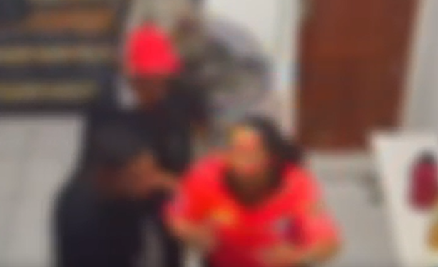 Polícia prende homem que ameaçou cortar dedo de mulher em assalto na Compensa
