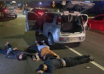 Deu ruim: Bandidos que iam atacar grupo rival acabam baleados pela polícia em Manaus