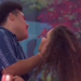 Lucas ‘Calabreso’ fica com cara de bobo, quase beija Pitel e web reage: ‘Nem disfarça mais’; veja