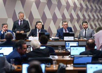 Senado decide que portar maconha no Brasil é crime