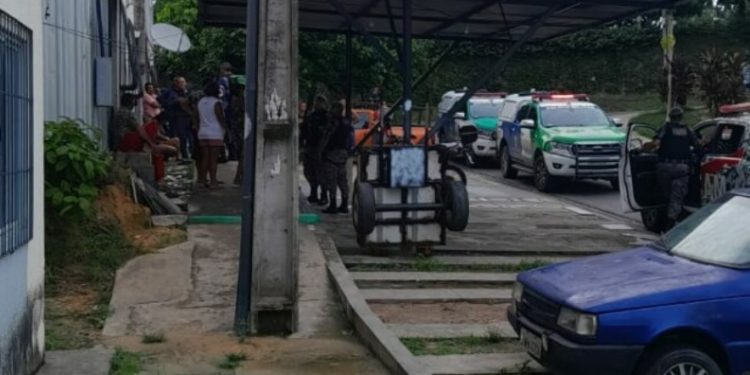 Morador de residencial morto em Manaus é identificado