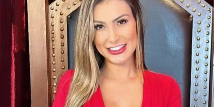 Andressa Urach vai retirar costelas e aumentar silicone: ‘o máximo que couber’